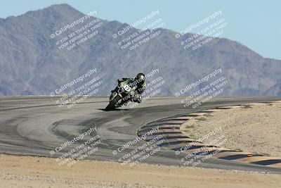 media/Oct-05-2025-CVMA (Sun) [[beeef4f201]]/Race 16-Formula Middleweight/